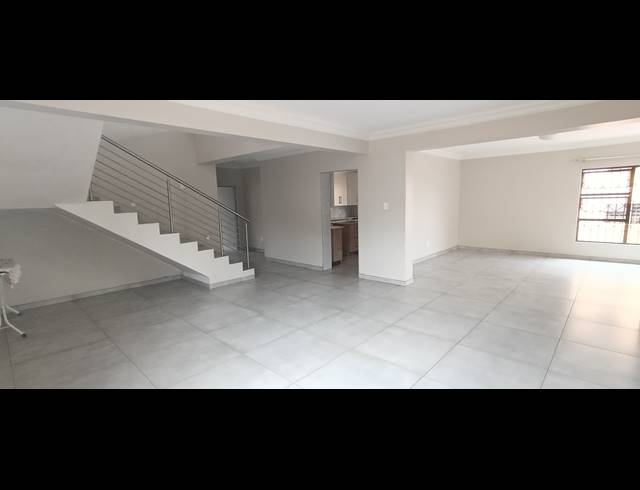 4 BEDROOM DUPLEX TO LET IN MODEL PARK